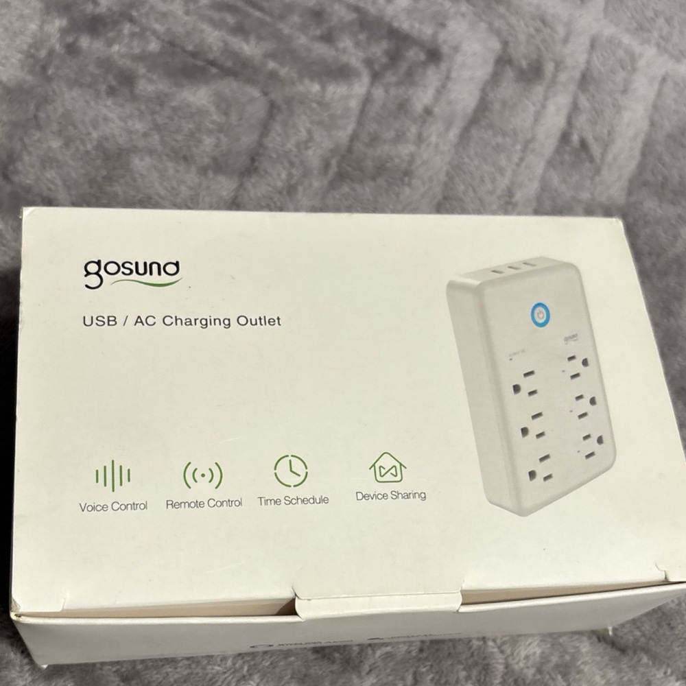 New open box gosund USB /AC charging Outlet, Smart plug